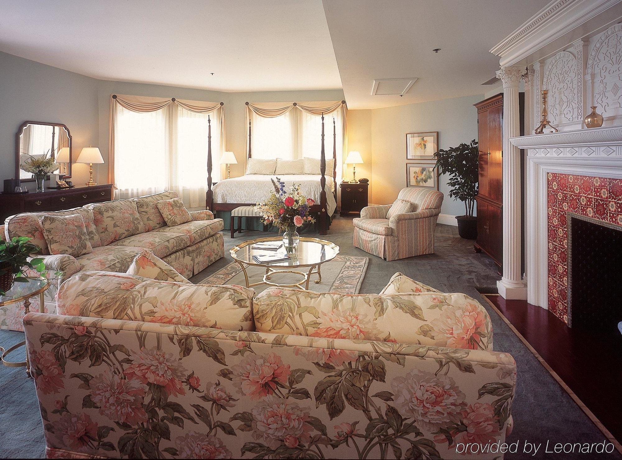 Cranwell Spa And Golf Resort (Adults Only) Lenox Oda fotoğraf