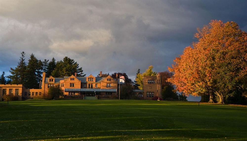Cranwell Spa And Golf Resort (Adults Only) Lenox Dış mekan fotoğraf