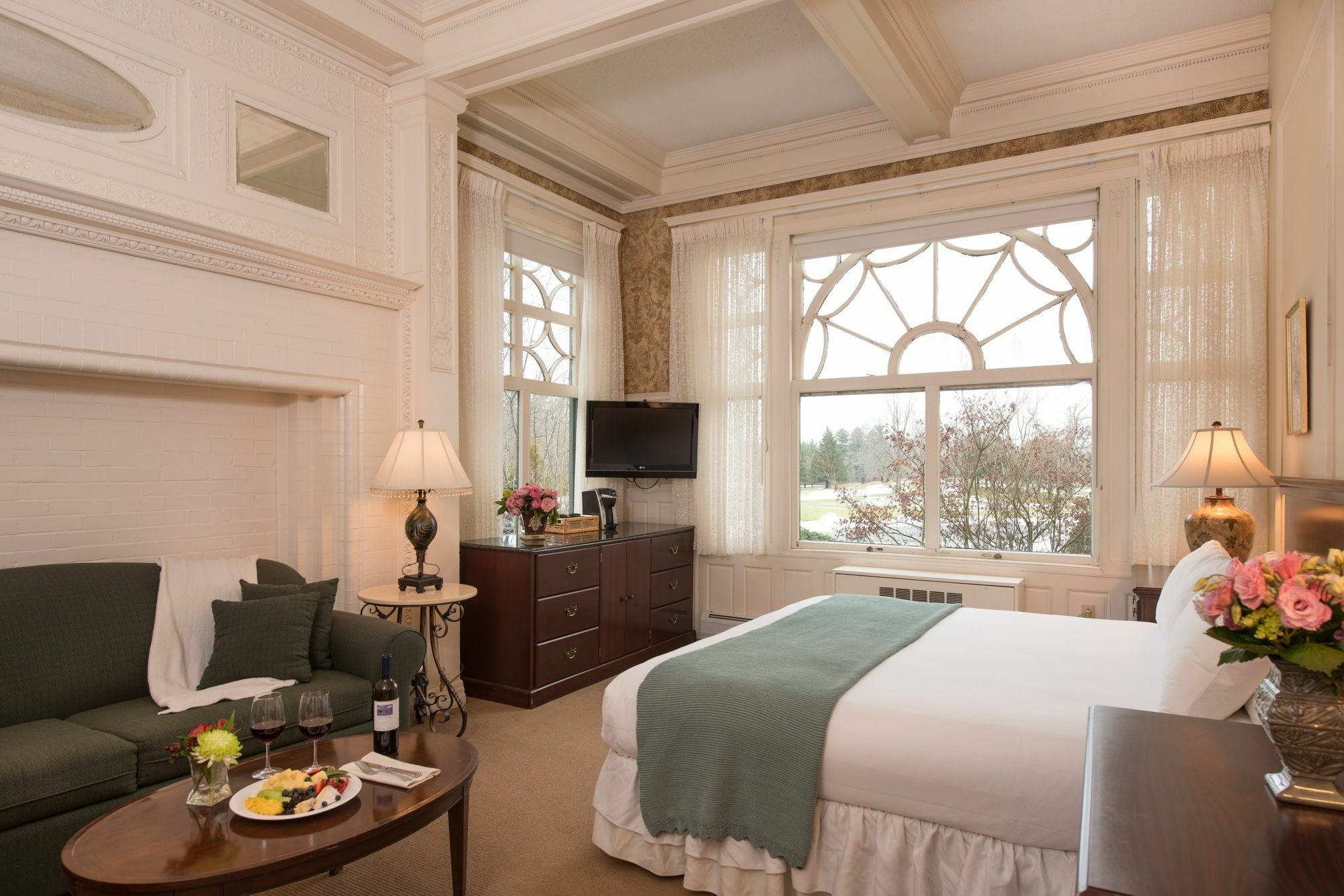 Cranwell Spa And Golf Resort (Adults Only) Lenox Dış mekan fotoğraf
